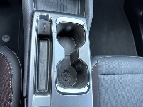 Certified 2024 Chevrolet Equinox EV RS image 28