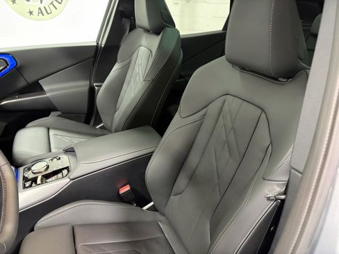 Used 2025 BMW X3 xDrive30i w/ Premium Package image 40