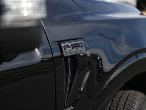 New 2025 Ford F150 Lariat w/ Equipment Group 502A High AWD/4WD image 13