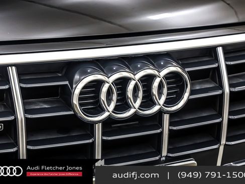 Used 2023 Audi Q5 2.0T Premium w/ Convenience Package image 13