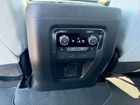 New 2025 Chevrolet Tahoe Premier image 22