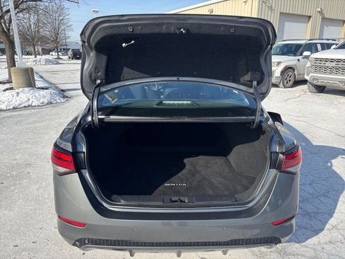 Used 2025 Nissan Sentra SV image 29
