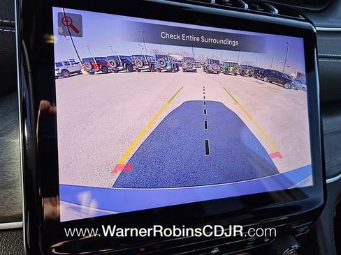 New 2025 Jeep Grand Cherokee L Limited w/ Black Appearance Package image 23