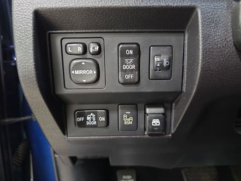 Used 2014 Toyota Tundra 1794 Edition AWD/4WD image 23