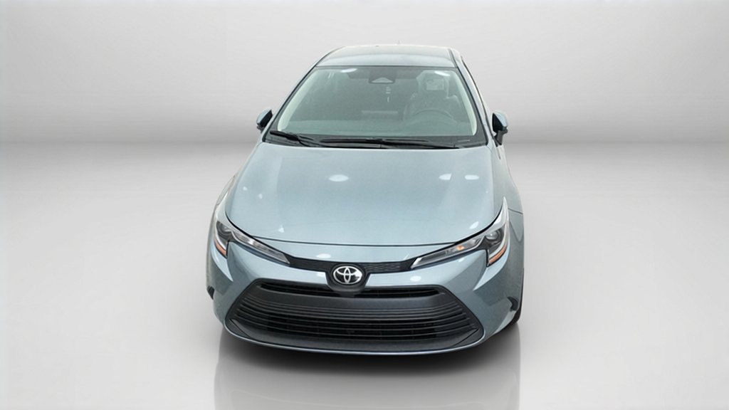 New 2027 Toyota Corolla LE FWD image 2