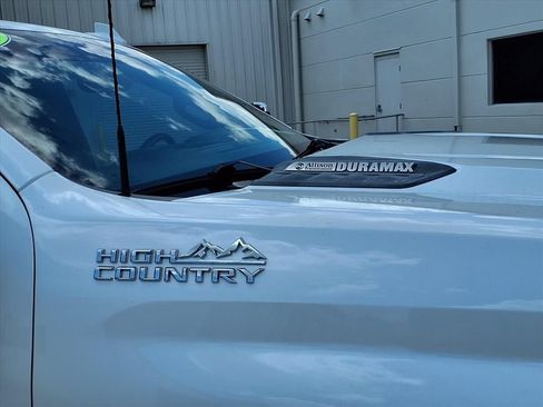 Used 2021 Chevrolet Silverado 2500 High Country AWD/4WD image 8