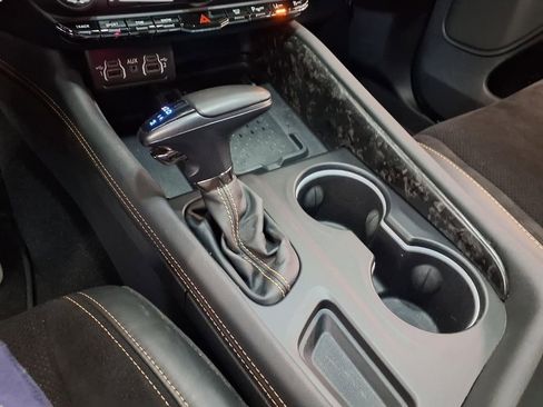Used 2025 Dodge Durango R/T AWD/4WD image 10