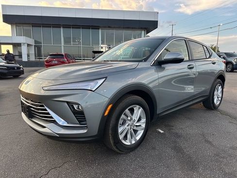 New 2026 Buick Envista Preferred image 5