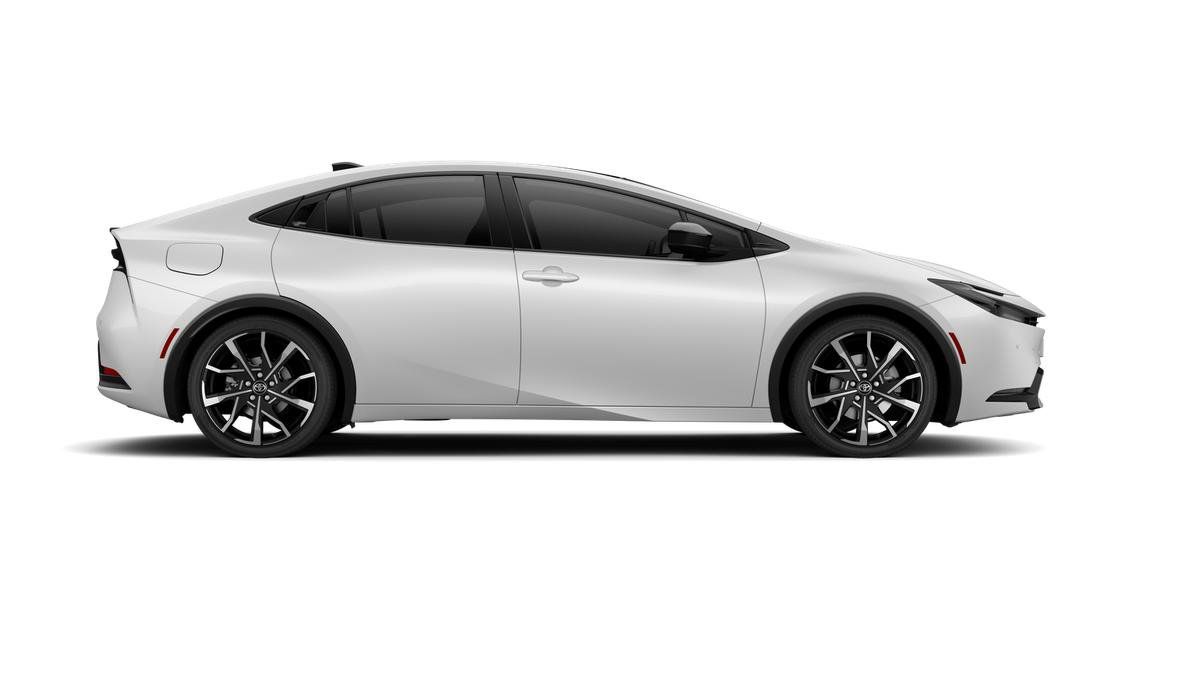 New 2026 Toyota Prius Plug-In Hybrid FWD image 34