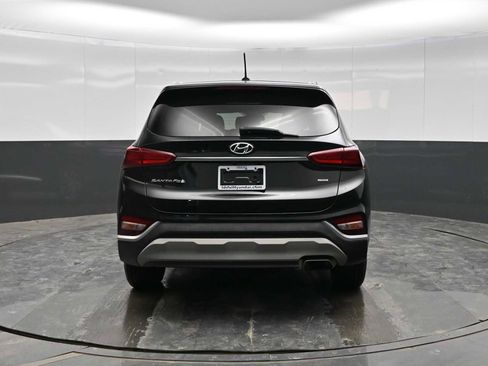 Used 2020 Hyundai Santa Fe SE image 6