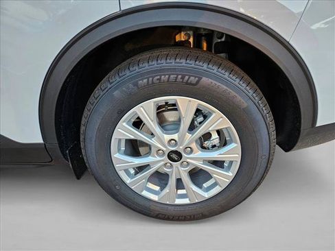 New 2026 Ford Escape Active FWD image 10