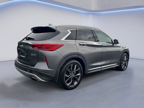 Used 2019 INFINITI QX50 Essential w/ Sensory Package AWD/4WD image 6
