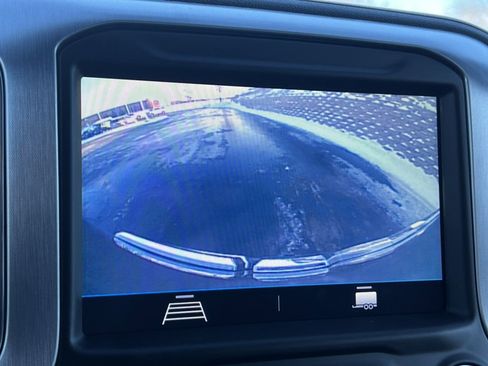 Used 2021 GMC Sierra 1500 Elevation w/ X31 Off-Road Package image 26