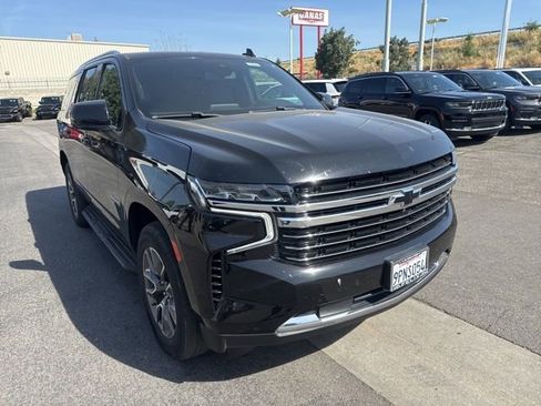 Used 2021 Chevrolet Tahoe LT w/ LT Signature Package image 8