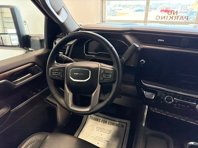 Used 2025 GMC Sierra 3500 Denali w/ Denali Reserve Package AWD/4WD image 33