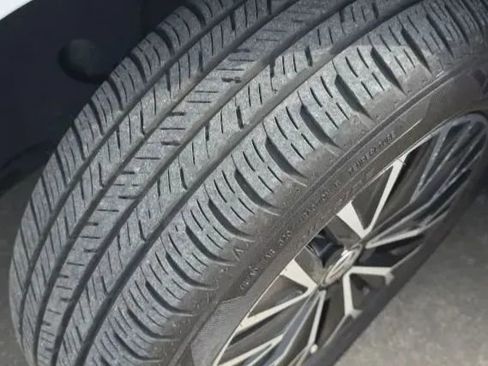 Used 2019 Volkswagen Jetta SE w/ Cold Weather Package image 49