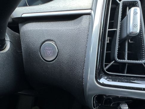 Used 2023 Kia Sorento SX FWD image 34