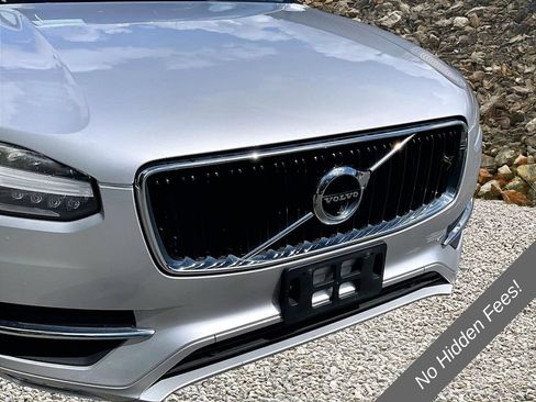 Used 2018 Volvo XC90 T5 Momentum w/ Convenience Package AWD/4WD image 25