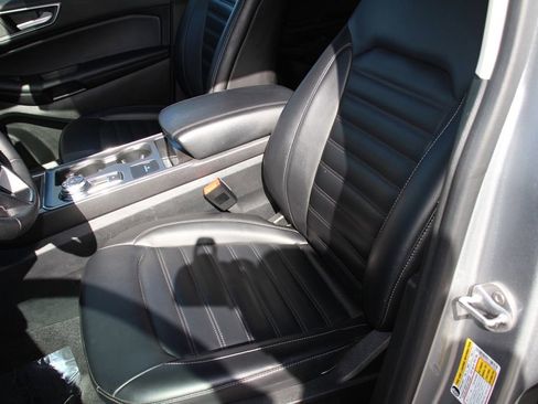 Certified 2022 Ford Edge SEL w/ Convenience Package image 23