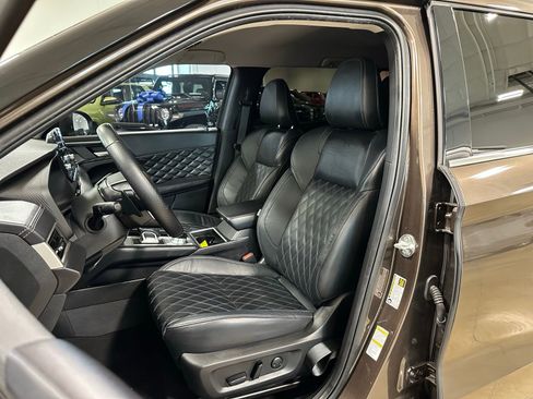 Used 2022 Mitsubishi Outlander SEL image 13