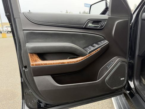 Used 2016 Chevrolet Tahoe LTZ image 11