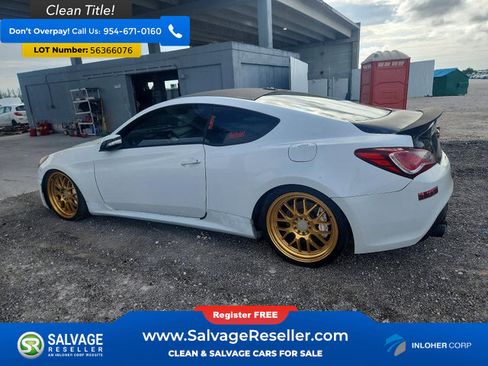 Used 2014 Hyundai Genesis 3.8 RWD image 3