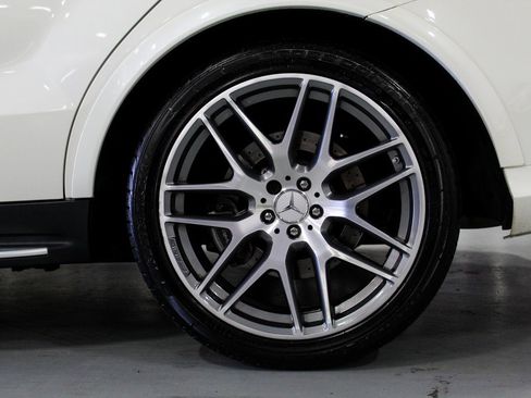 Used 2018 Mercedes-Benz GLE 63 AMG 4MATIC w/ Premium 3 Package image 39