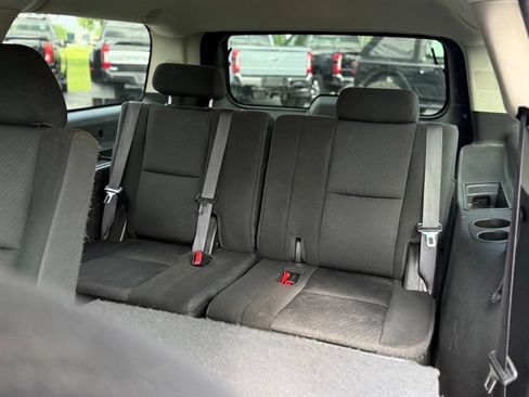 Used 2013 GMC Yukon XL SLE w/ Convenience Package AWD/4WD image 21