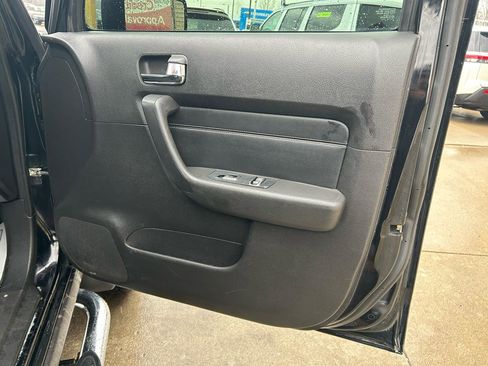 Used 2007 HUMMER H3 Adventure image 16