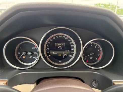 Used 2014 Mercedes-Benz E 350 4MATIC Sedan image 24