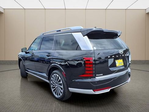 New 2026 Hyundai Palisade Calligraphy FWD image 5