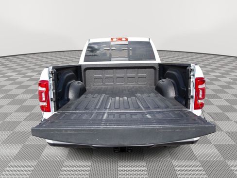 Used 2024 RAM 2500 Laramie AWD/4WD image 7