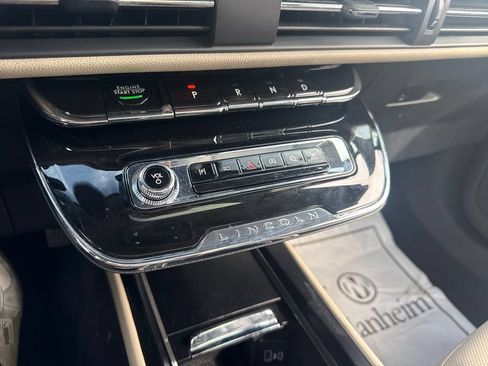 Used 2025 Lincoln Corsair Reserve w/ Equipment Group 202A AWD/4WD image 46