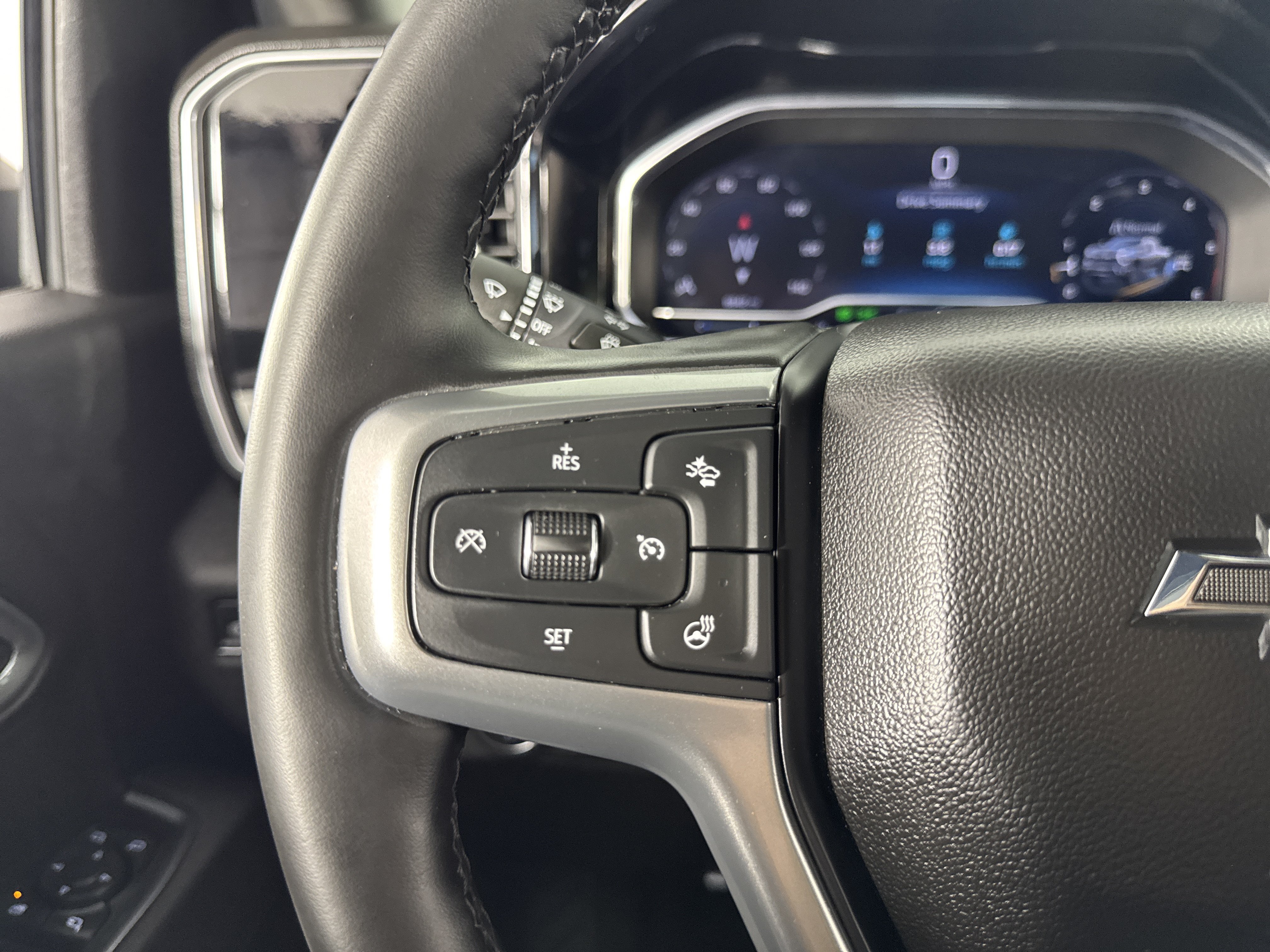 Used 2025 Chevrolet Silverado 2500 LT w/ Trail Boss Package AWD/4WD image 33