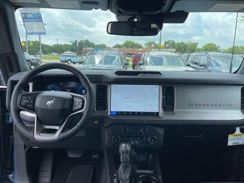 New 2025 Ford Bronco Outer Banks image 17