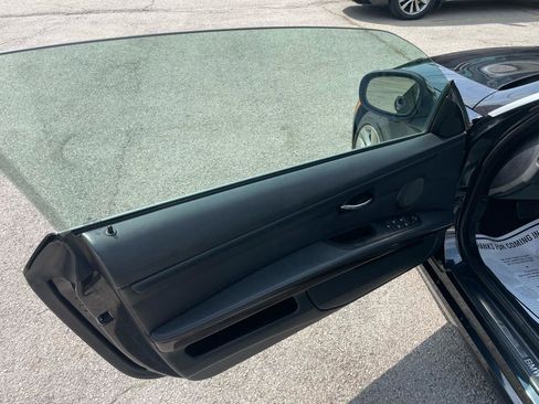 Used 2013 BMW 328i Convertible image 9