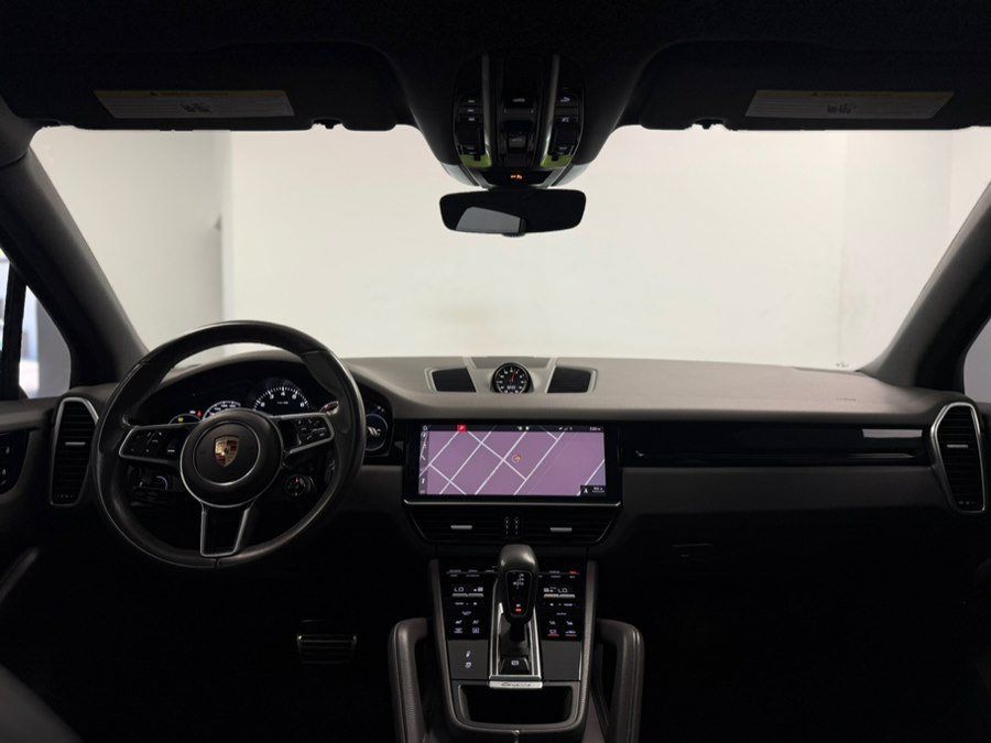 Used 2019 Porsche Cayenne S w/ Premium Plus Package AWD/4WD image 56