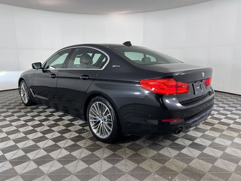 Used 2019 BMW 530e xDrive 530e xDrive iPerformance w/ Premium Package image 11