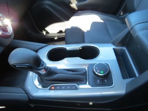 Used 2023 Chevrolet Blazer LT w/ Driver Confidence Package image 19