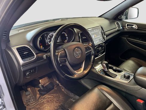 Used 2020 Jeep Grand Cherokee Limited w/ Luxury Group II AWD/4WD image 9