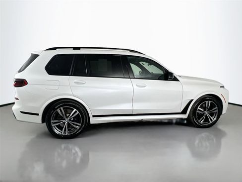 Certified 2024 BMW X7 M60i w/ M Sport Professional Package image 7