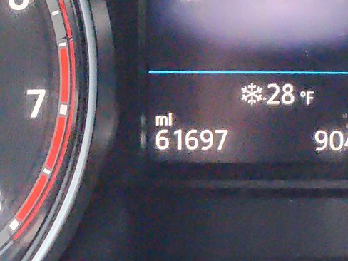 Used 2020 Volkswagen Atlas Cross Sport SE w/ Panoramic Sunroof Package image 20