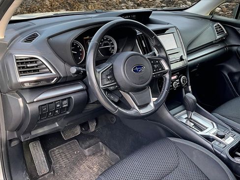 Used 2019 Subaru Forester Premium image 11