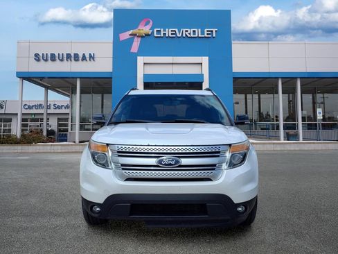 Used 2013 Ford Explorer XLT AWD/4WD image 2