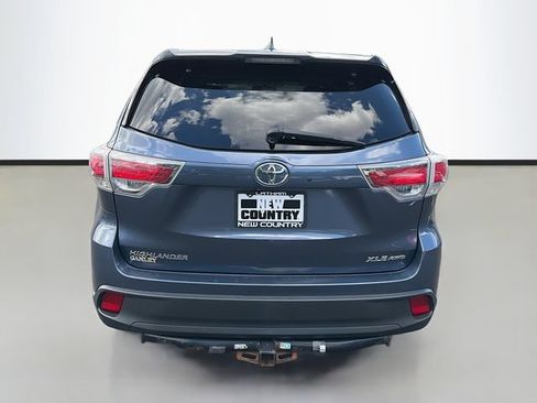 Used 2015 Toyota Highlander XLE AWD/4WD image 6