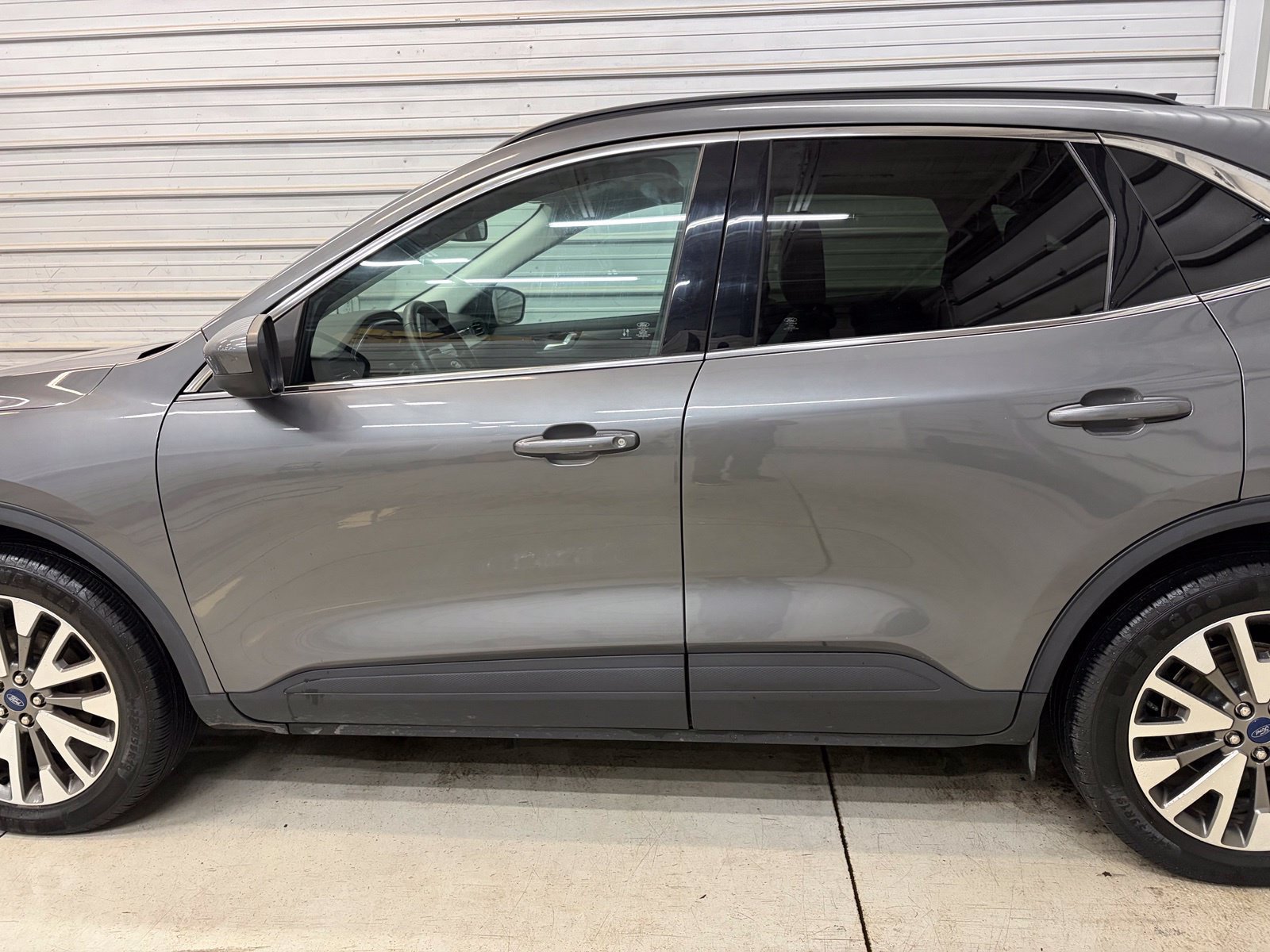 Used 2021 Ford Escape Titanium AWD/4WD image 7