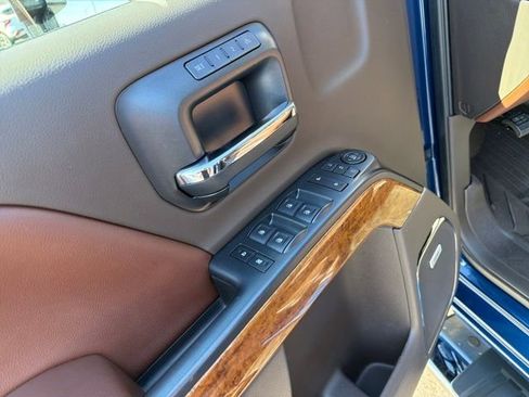 Used 2016 Chevrolet Silverado 2500 High Country w/ Duramax Plus Package image 14