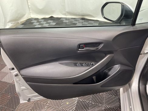 Used 2023 Toyota Corolla LE image 19