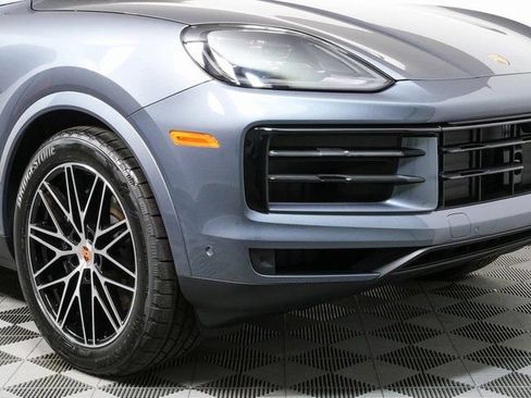 New 2026 Porsche Cayenne image 38
