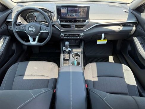 New 2025 Nissan Altima 2.5 SV w/ SV Special Edition Package image 27